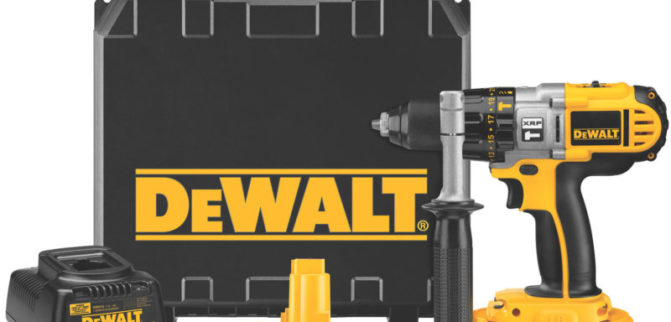 DeWalt 1/2"; (13mm) Hammer Drill. 18 Volt XRP Retail $319.99